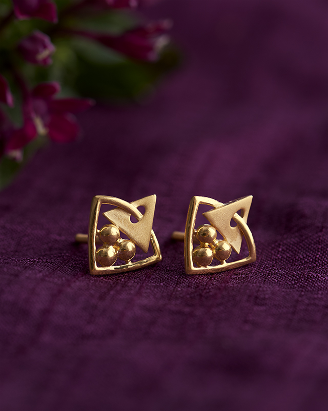 Gold Earrings 22 Karat Yellow Gold Meenal 22KT Gold EARRING