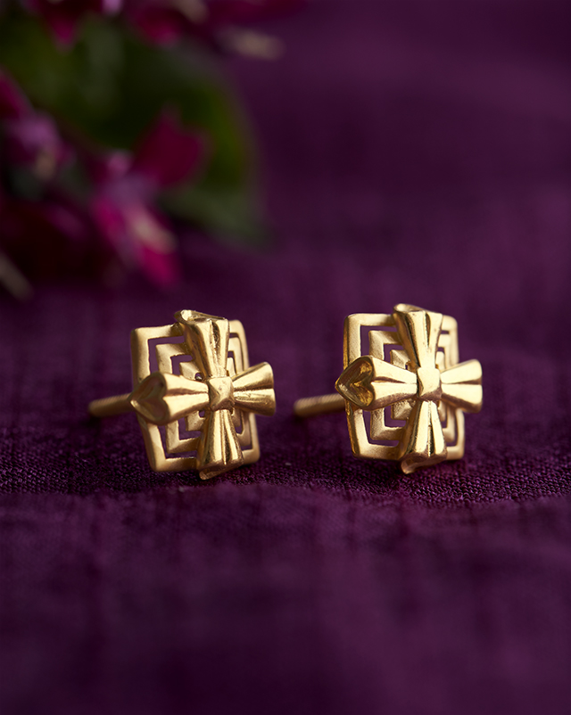 Gold Earrings 22 Karat Yellow Gold Lavika 22KT Gold EARRING
