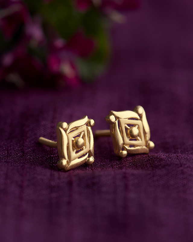 Gold Earrings 22 Karat Yellow Gold Sanuthi 22KT Gold EARRING