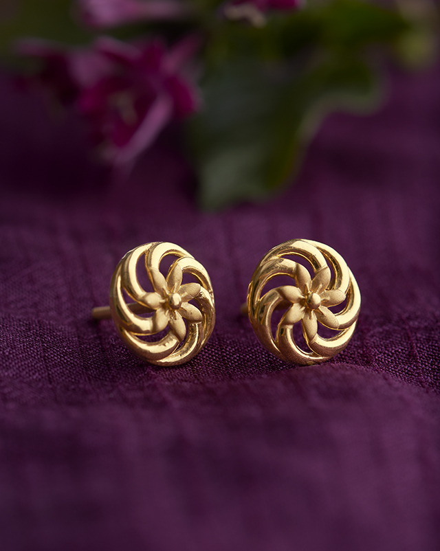 Gold Earrings 22 Karat Yellow Gold Ujjwala 22KT Gold EARRING