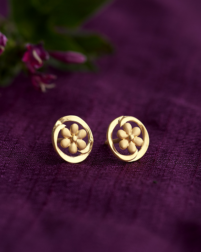 Gold Earrings 22 Karat Yellow Gold Sunika 22KT Gold EARRING