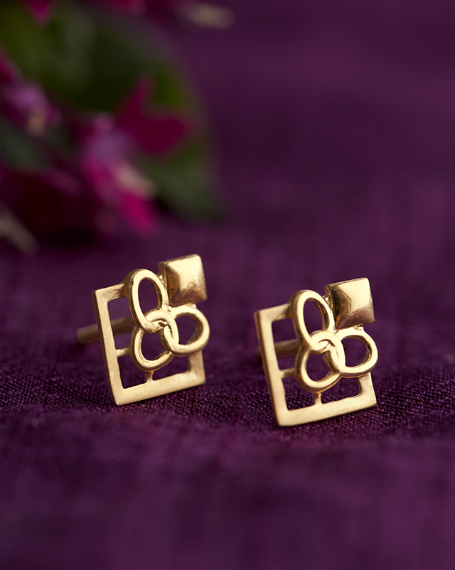 Gold Earrings 22 Karat Yellow Gold Naina 22KT Gold EARRING