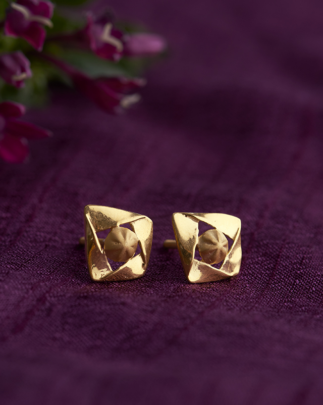 Gold Earrings 22 Karat Yellow Gold Saavini 22KT Gold EARRING