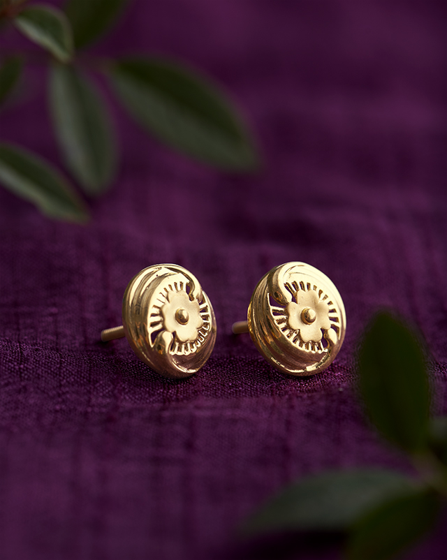 Gold Earrings 22 Karat Yellow Gold Tanvee 22KT Gold EARRING