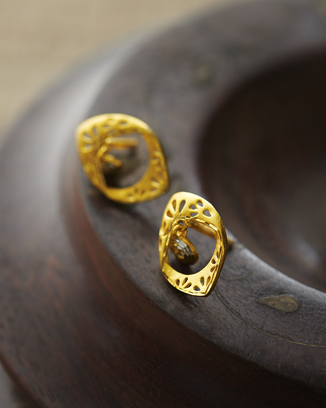 Gold Earrings 22 Karat Yellow Gold Shruti 22KT Yellow Gold Earrings