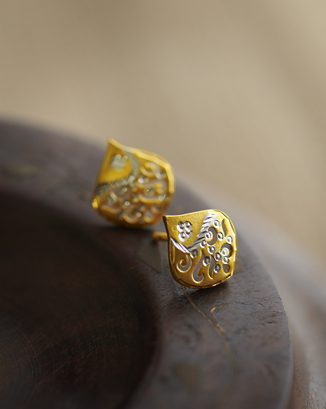 Gold Earrings 22 Karat Yellow Gold Ritisha 22KT Gold Earrings