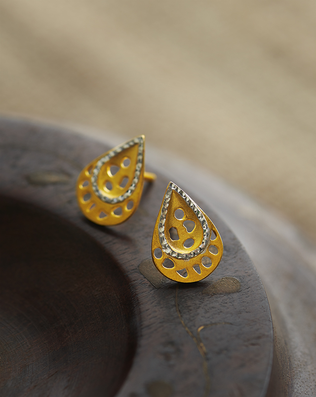 Gold Earrings 22 Karat Yellow Gold Vitha 22KT Gold Earrings