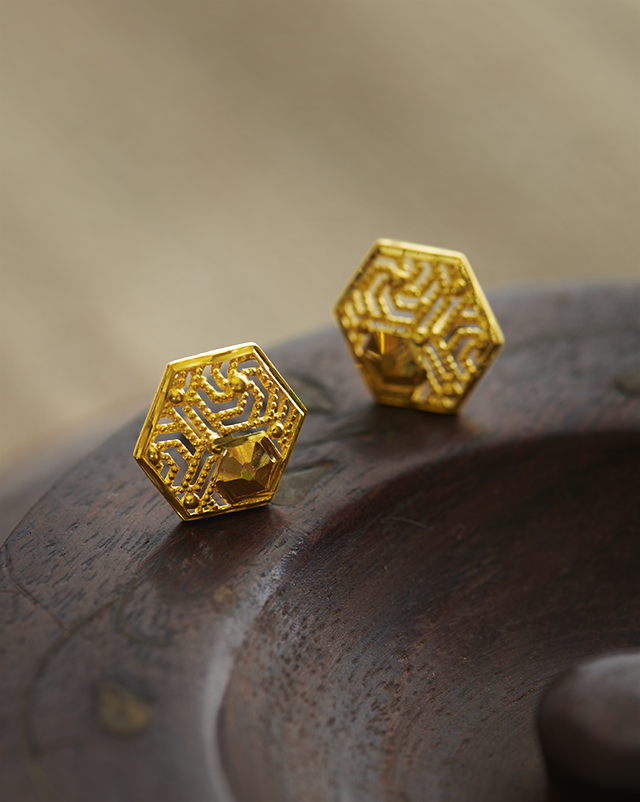 Gold Earrings 22 Karat Yellow Gold Tashvi 22KT Yellow Gold Earrings