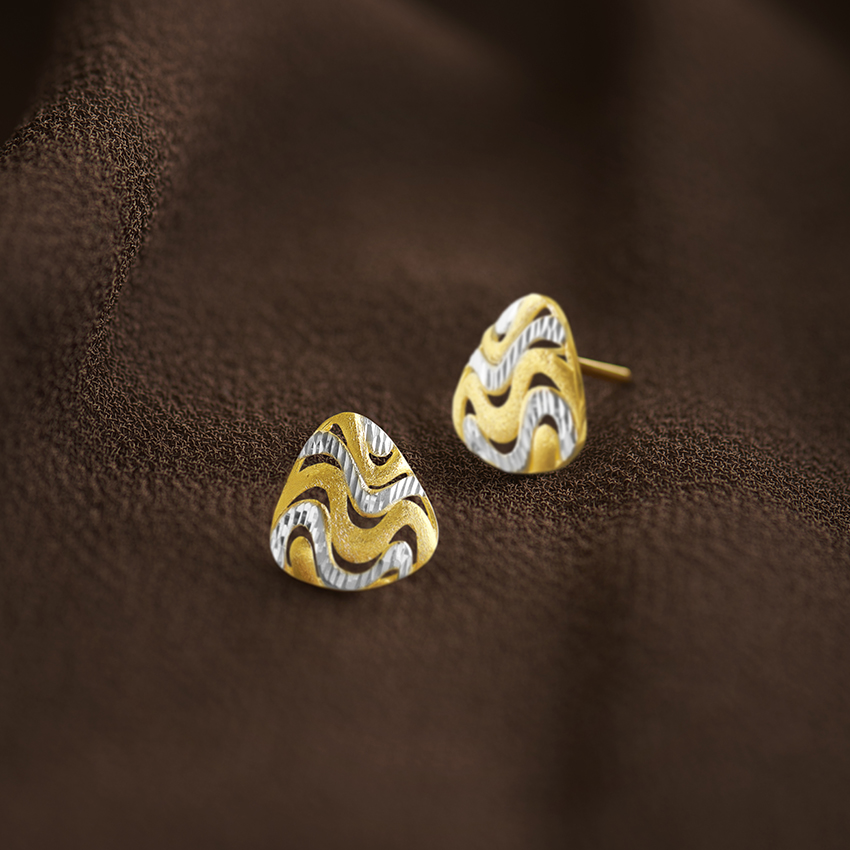 Bhuvika 22KT Gold Earrings