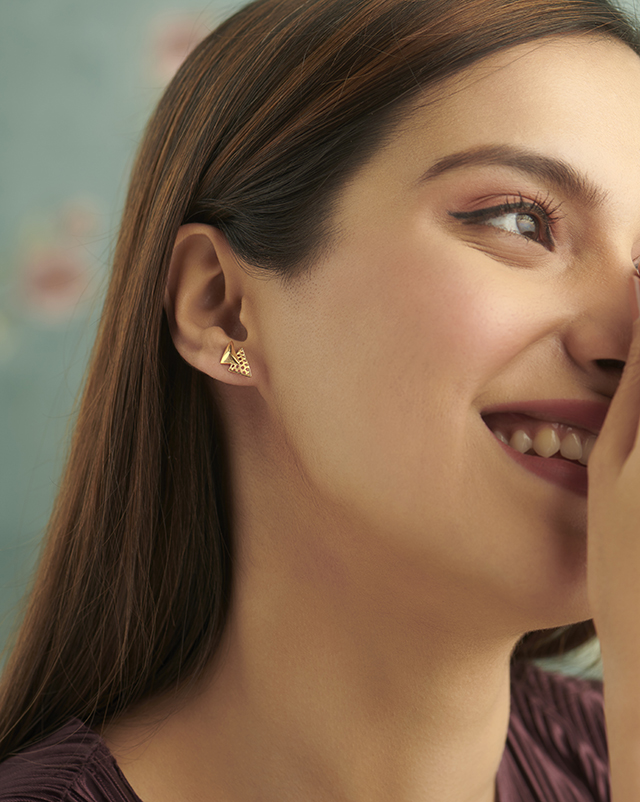 Aaradhya 22KT Gold Earrings