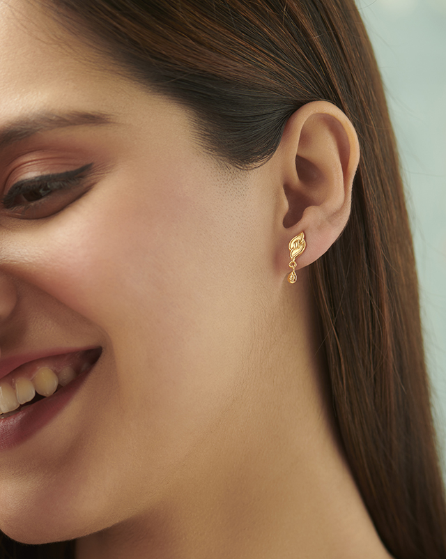 Mauli 22KT Gold Earrings Mauli 22KT Gold Earrings