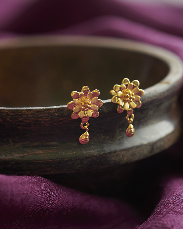 Gold Earrings 22 Karat Yellow Gold Avishka 22KT Gold Earrings