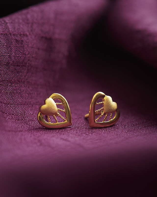 Arohi 22KT Gold Earrings Arohi 22KT Gold Earrings