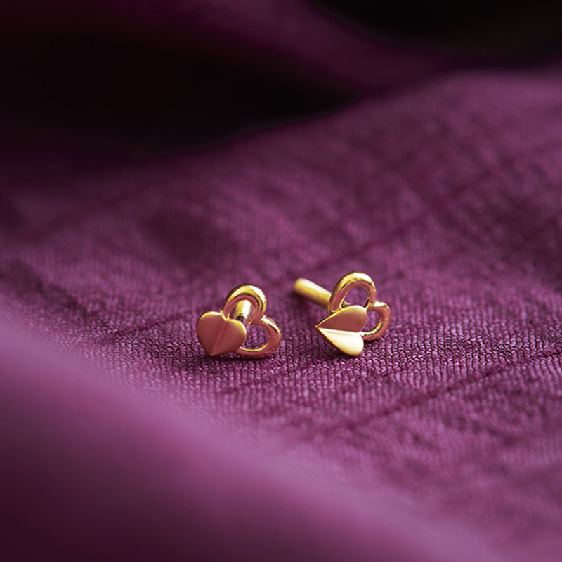 Siyona 22KT Gold Earrings Siyona 22KT Gold Earrings