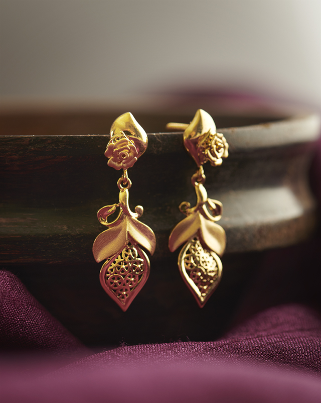 Gold Earrings 22 Karat Yellow Gold Vihaa 22KT Gold Earrings