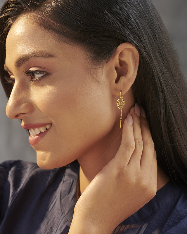 Shahista 22Kt Gold Earring