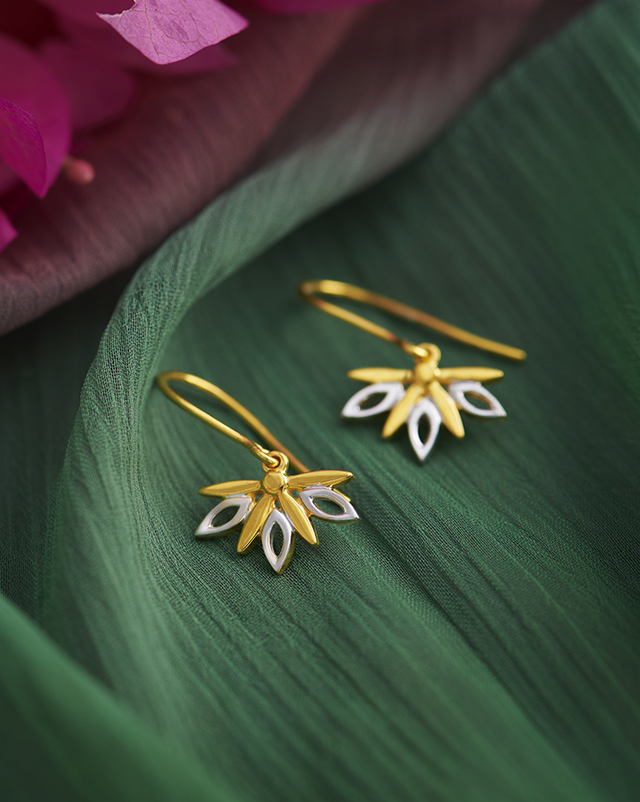 Gold Earrings 22 Karat Yellow Gold Nisha 22Kt Gold Earring