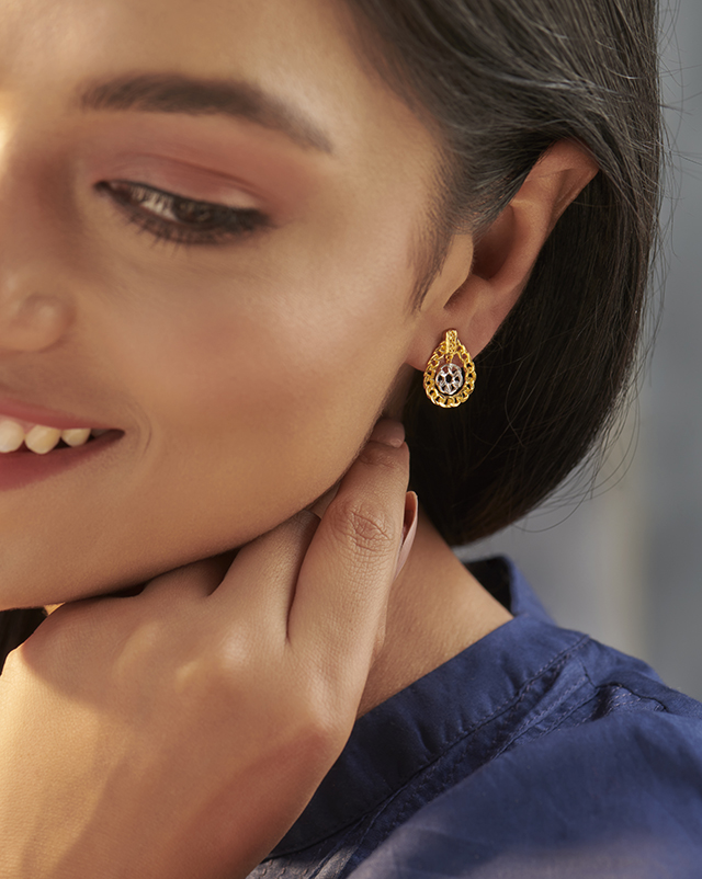 Suhasini 22Kt Gold Earrings