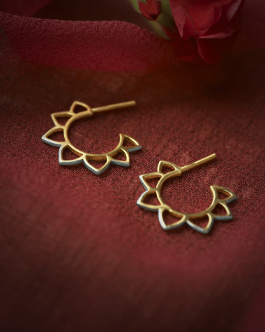Gold Earrings 22 Karat Yellow Gold Adhrika Flower 22Kt Gold Earring