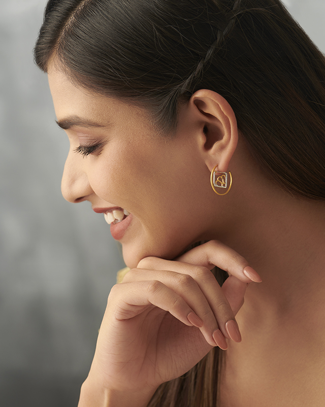 Gold Earrings 22 Karat Yellow Gold Shuniza Flower 22Kt Gold Earring