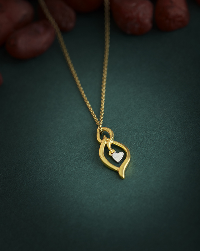 Gold Pendants 22 Karat Yellow Gold Ashita 22KT Gold Pendant