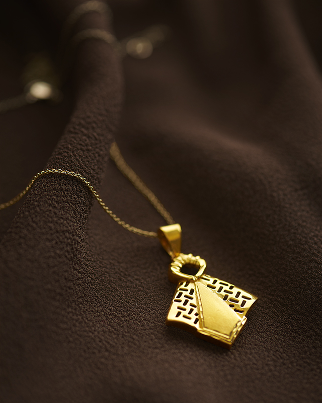 Gold Pendants 22 Karat Yellow Gold Arya 22KT Yellow Gold Pendant