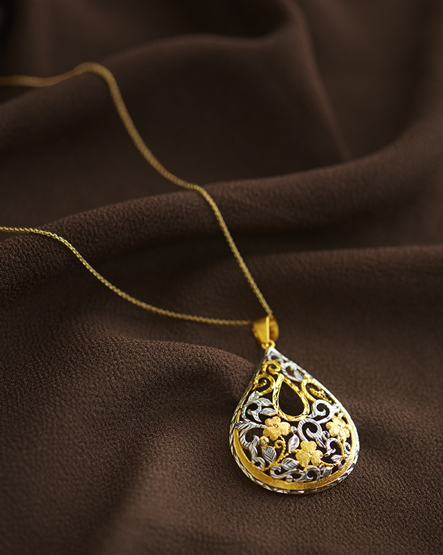 Gold Pendants 22 Karat Yellow Gold Aryahi 22KT Yellow Gold Pendant