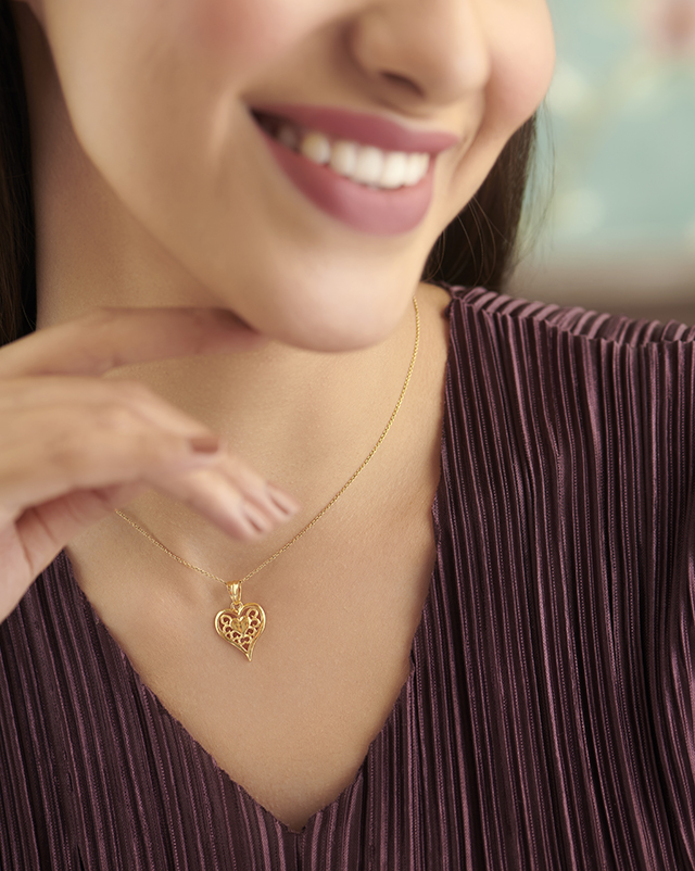 Naavya 22KT Gold Pendants Naavya 22KT Gold Pendants