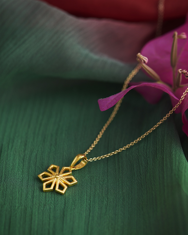 Gold Pendants 22 Karat Yellow Gold Anjela 22Kt Gold Pendant