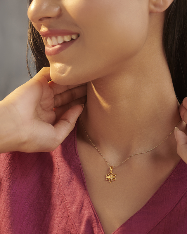 Gold Pendants 22 Karat Yellow Gold Anjela 22Kt Gold Pendant