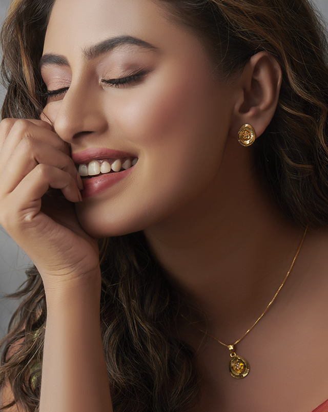 Rina 22Kt Gold Pendant Sets