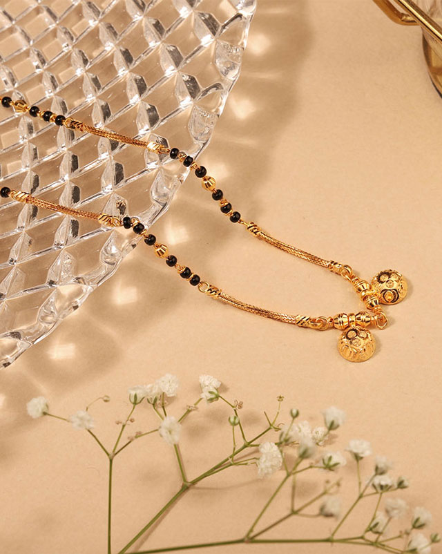 Yanvi 22KT Gold Mangalsutra