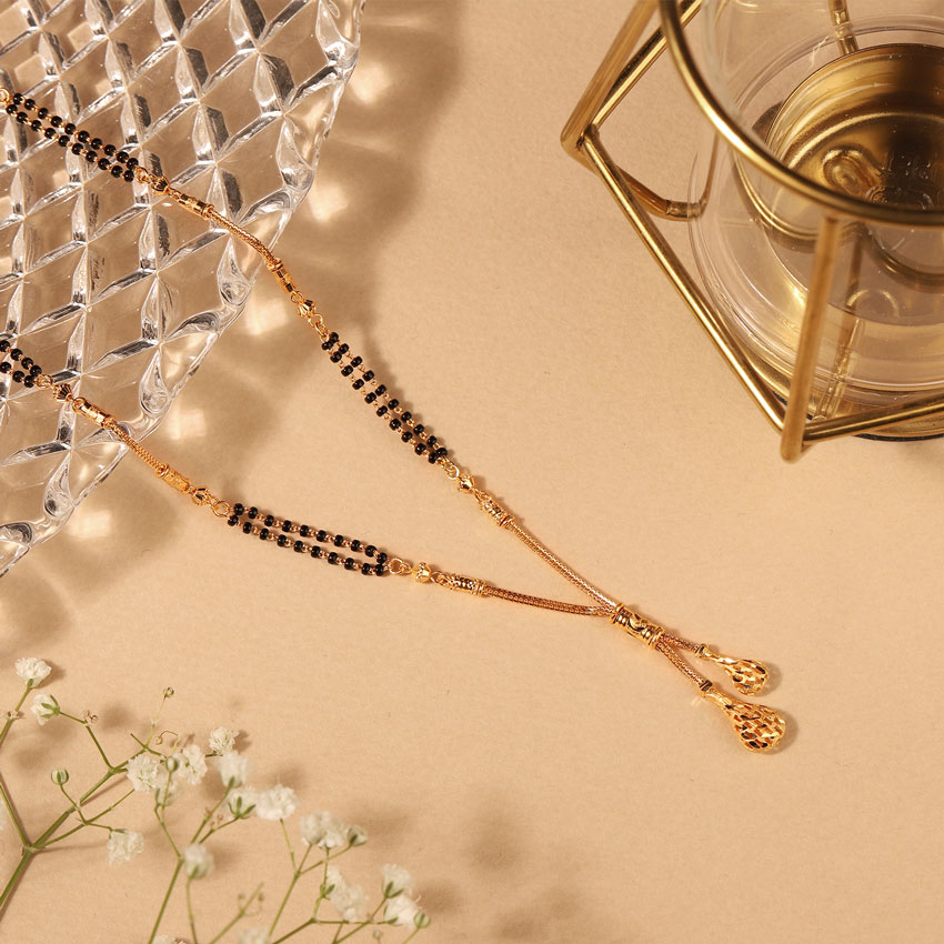 Aruhi 22KT Gold Mangalsutra