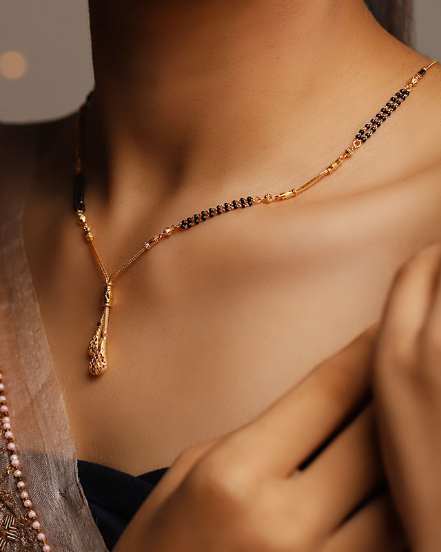 Aruhi 22Kt Gold Mangalsutra