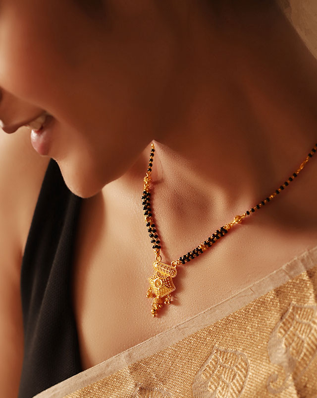 Vanya 22Kt Gold Mangalsutra