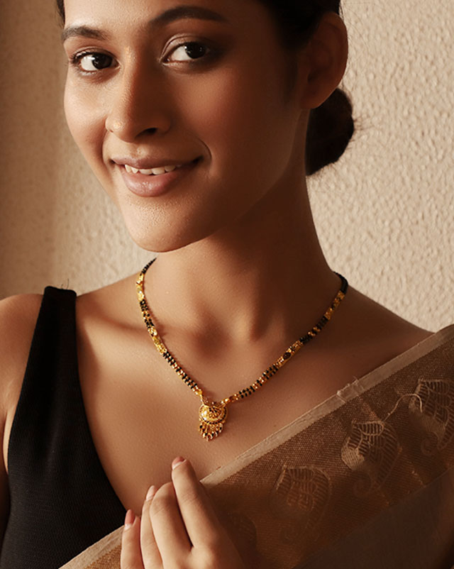 Gold Mangalsutra 22 Karat Yellow Gold Neetu 22Kt Gold Mangalsutra