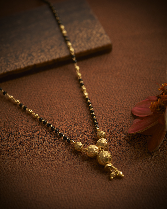 Gold Mangalsutra 22 Karat Yellow Gold Riyanka 22KT Gold Mangalsutra