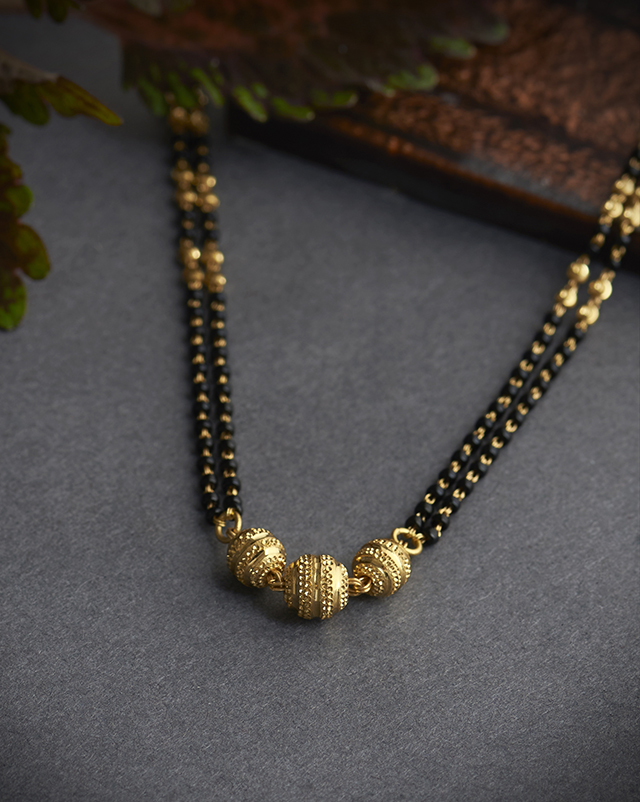 Gold Mangalsutra 22 Karat Yellow Gold Vivyana 22KT Gold Mangalsutra