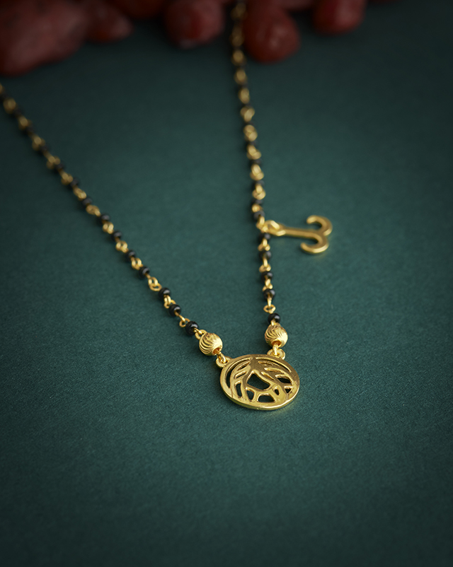 Gold Mangalsutra 22 Karat Yellow Gold Liyana 22KT Gold Mangalsutra
