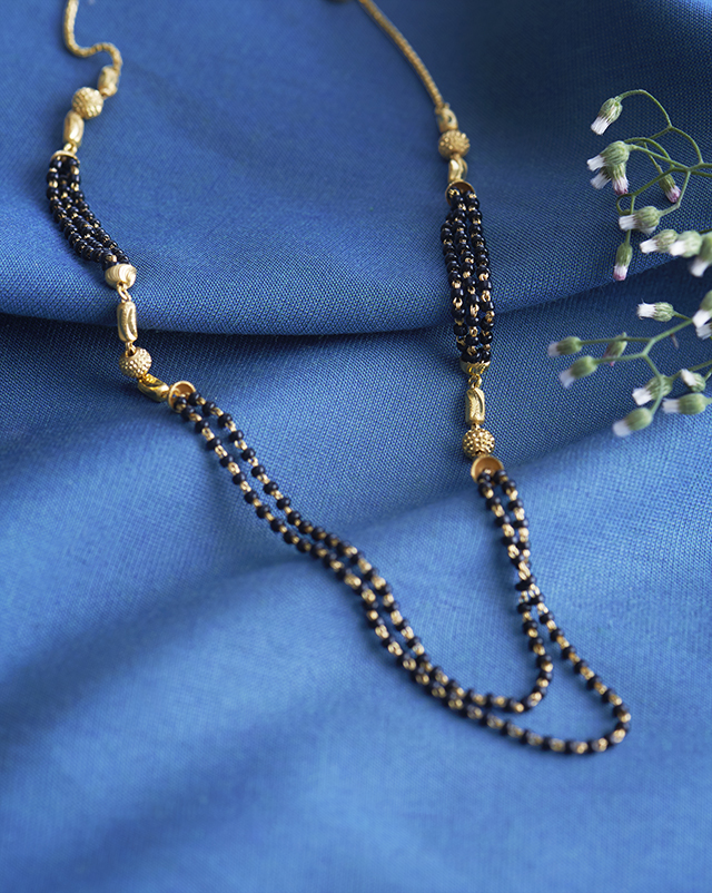 Gold Mangalsutra 22 Karat Yellow Gold Adrija 22KT Gold Trendy Mangalsutra