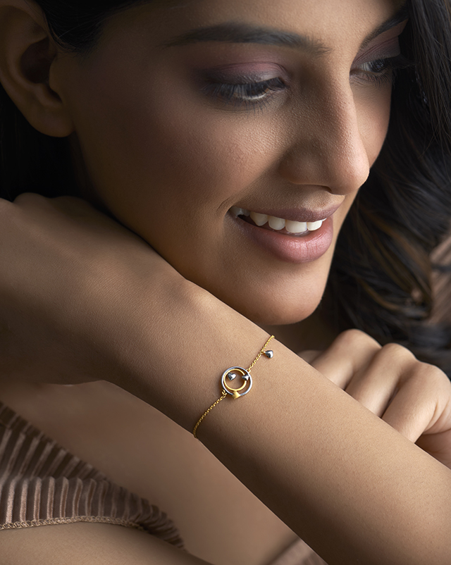 Ahira 22KT Gold Bracelet Ahira 22KT Gold Bracelet
