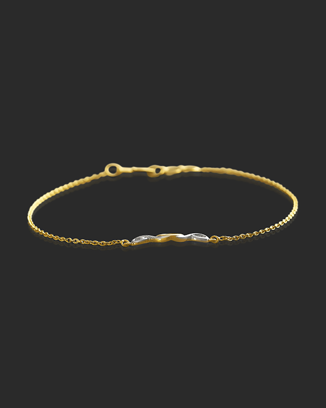 Mahika 22KT Gold Bracelet