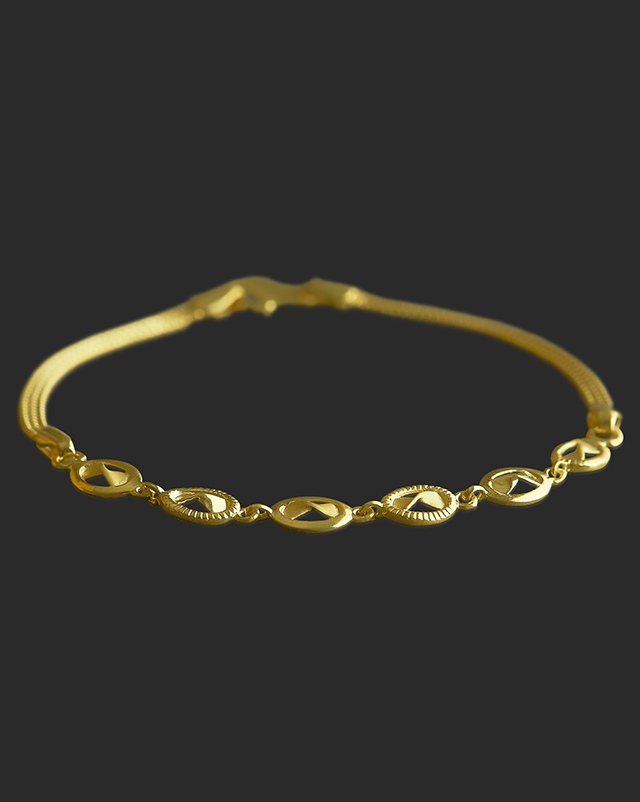 Prerita 22KT Gold BRACELET