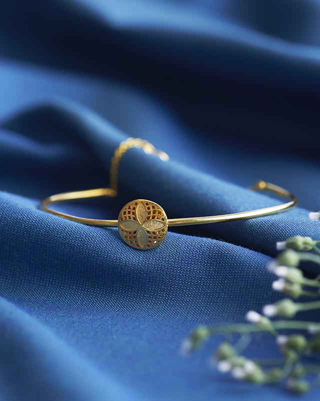 Gold Bracelets 22 Karat Yellow Gold Lalbi 22KT Gold Delicate Bracelets