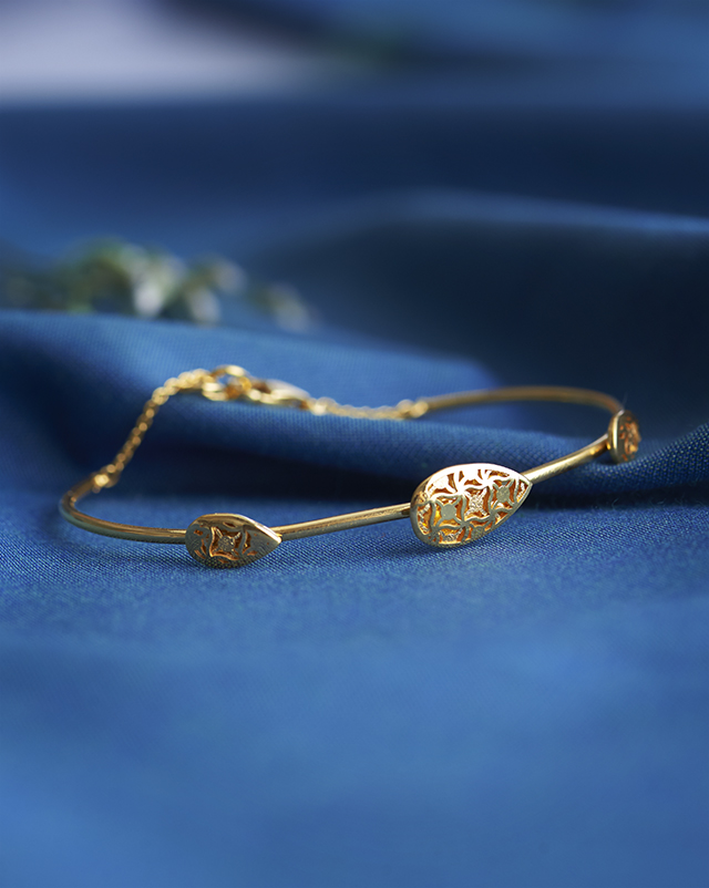Gold Bracelets 22 Karat Yellow Gold Ivanka 22KT Gold Delicate Bracelets