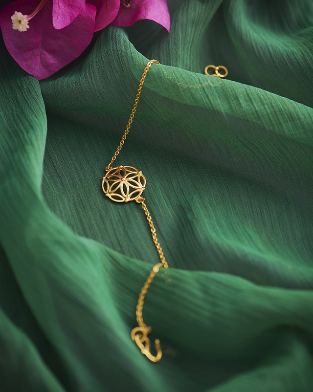 Gold Bracelets 22 Karat Yellow Gold Radhika 22Kt Gold Bracelet