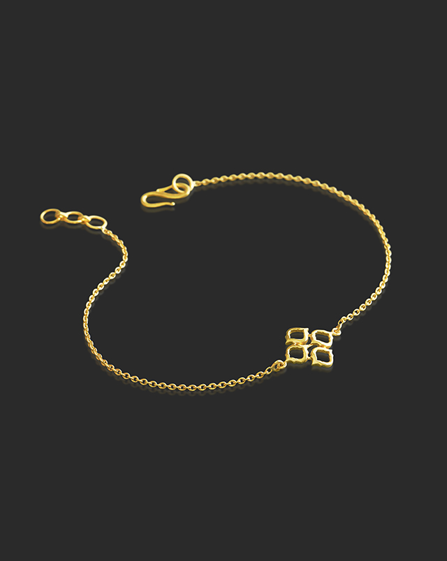 Krupa 22Kt Gold Bracelet