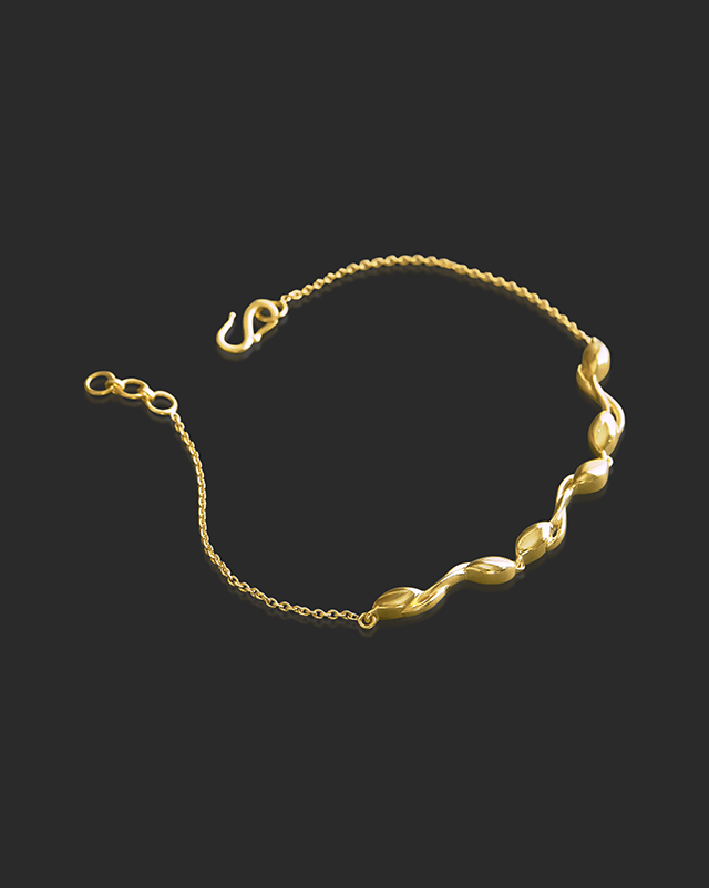 Lalini 22Kt Gold Bracelet