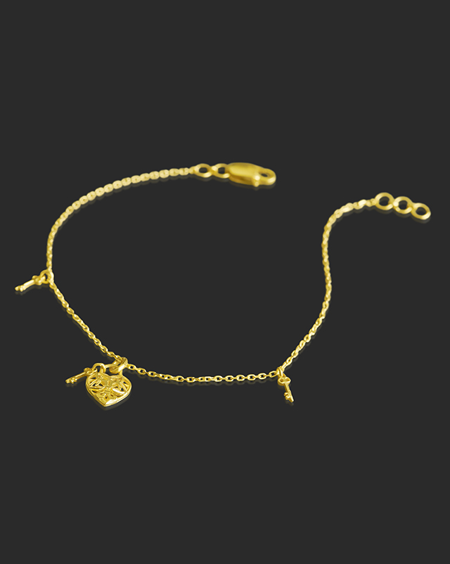 Taniya 22Kt Gold Matching Set, Charm Bracelet