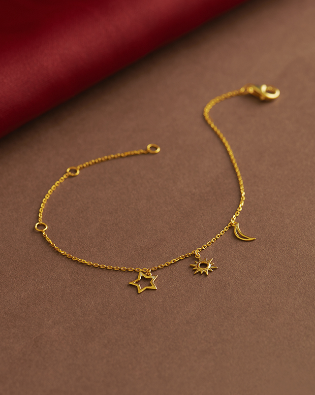 Sanya 22Kt Gold Matching Set, Charm Bracelet